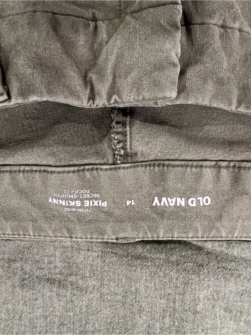 Old Navy Pixie Skinny Ankle Pants in Green